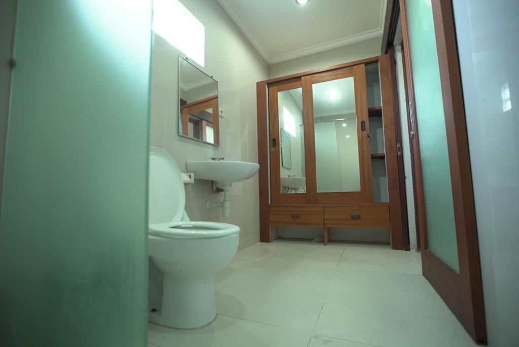 Hotel Rena Segara House Kuta Kuta Lombok Exterior foto