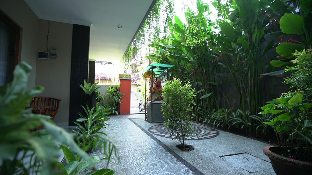 Hotel Rena Segara House Kuta Kuta Lombok Exterior foto